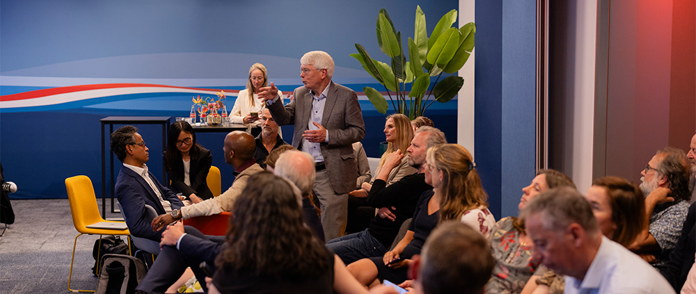 Ambassadeurs van engineeringgedreven onderzoek en innovatie. Aan het woord Henk van Houten, voormalig voorzitter NAE